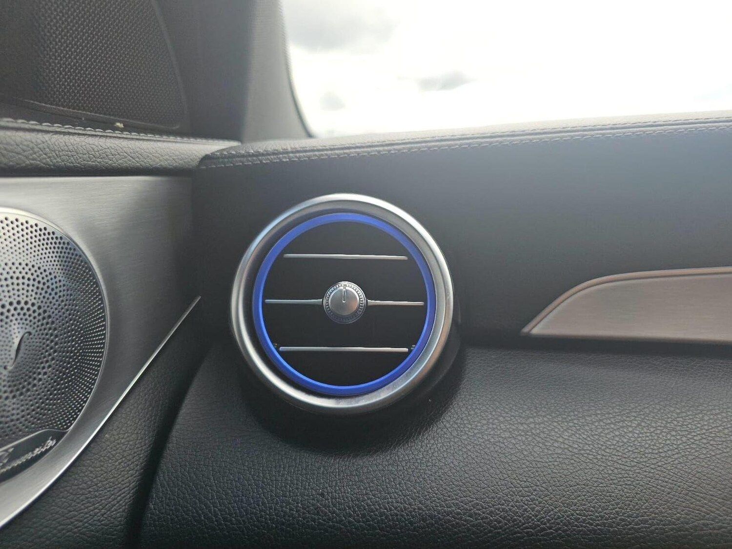 Used Mercedes-Benz C Class 2015 for sale - 77906494: Photo 28