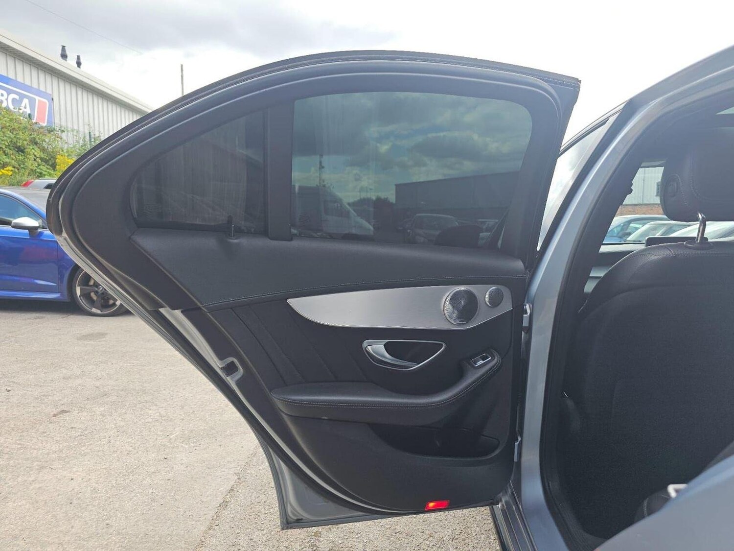 Used Mercedes-Benz C Class 2015 for sale - 77906494: Photo 34