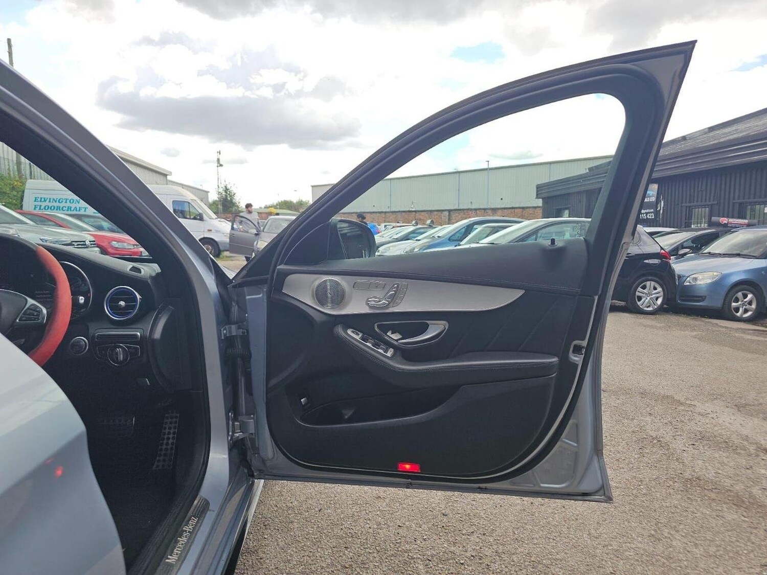 Used Mercedes-Benz C Class 2015 for sale - 77906494: Photo 36