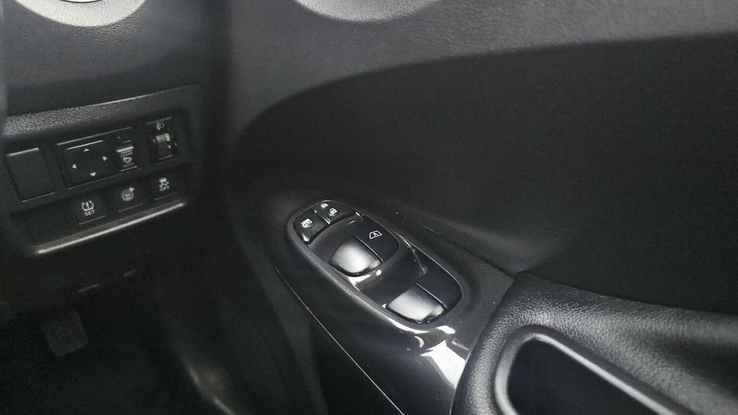 Used Nissan Juke 2018 for sale - 77906420: Photo 32