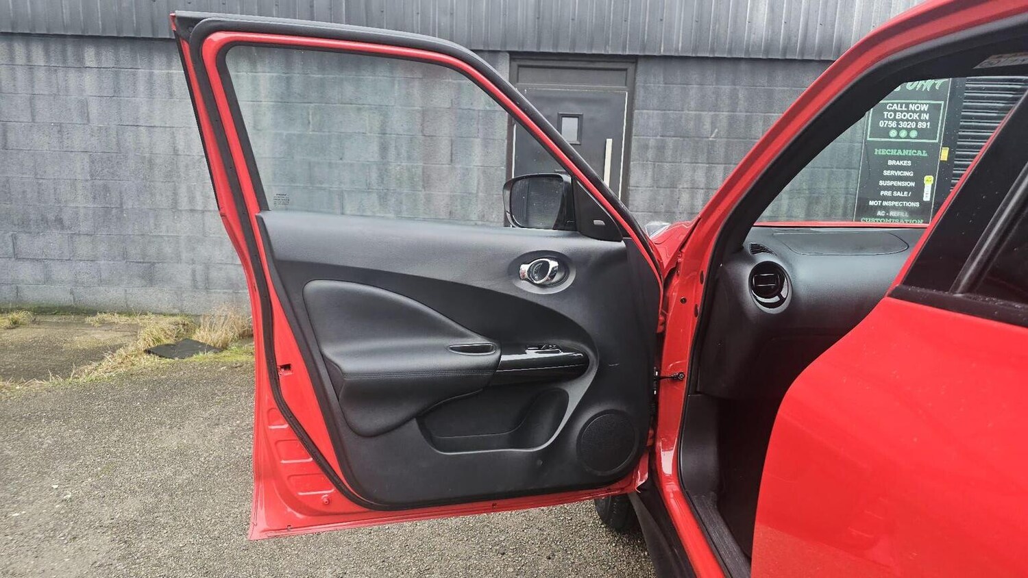 Used Nissan Juke 2018 for sale - 77906420: Photo 35