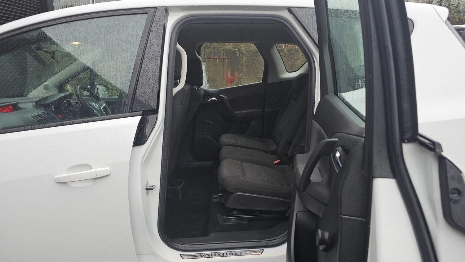 Used Vauxhall Meriva 2017 for sale - 77906463: Photo 28