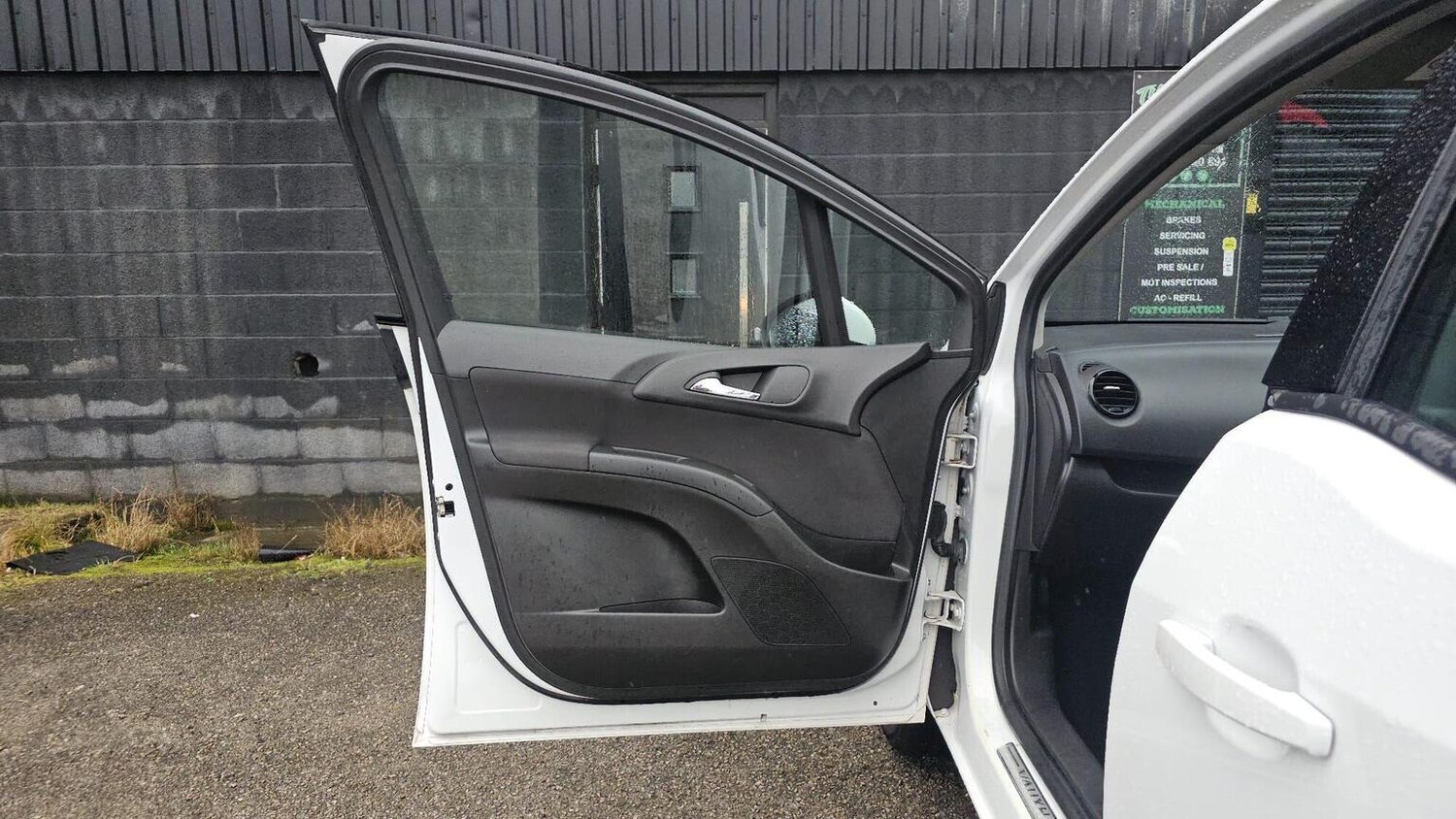 Used Vauxhall Meriva 2017 for sale - 77906463: Photo 38