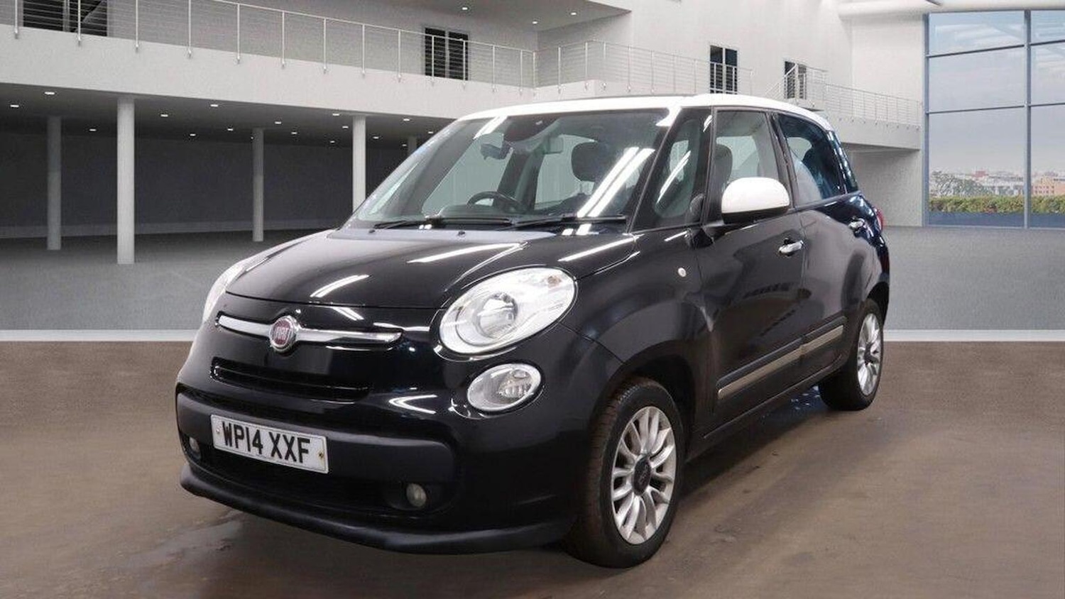 Used Fiat 500L 2014 for sale - 77906695: Photo 2