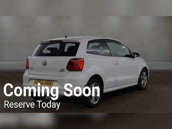 Used Volkswagen Polo 2016 for sale - 79323984: Photo