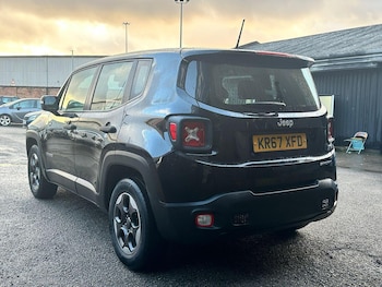 Used Jeep Renegade 2017 for sale - 78815841: Photo