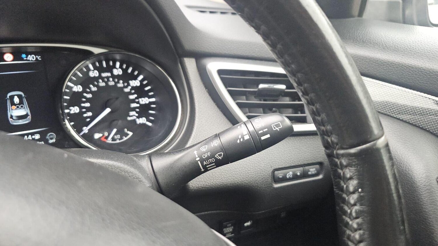 Used Nissan X-Trail 2015 for sale - 77906472: Photo 30