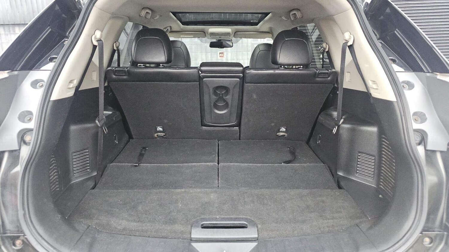 Used Nissan X-Trail 2015 for sale - 77906472: Photo 46