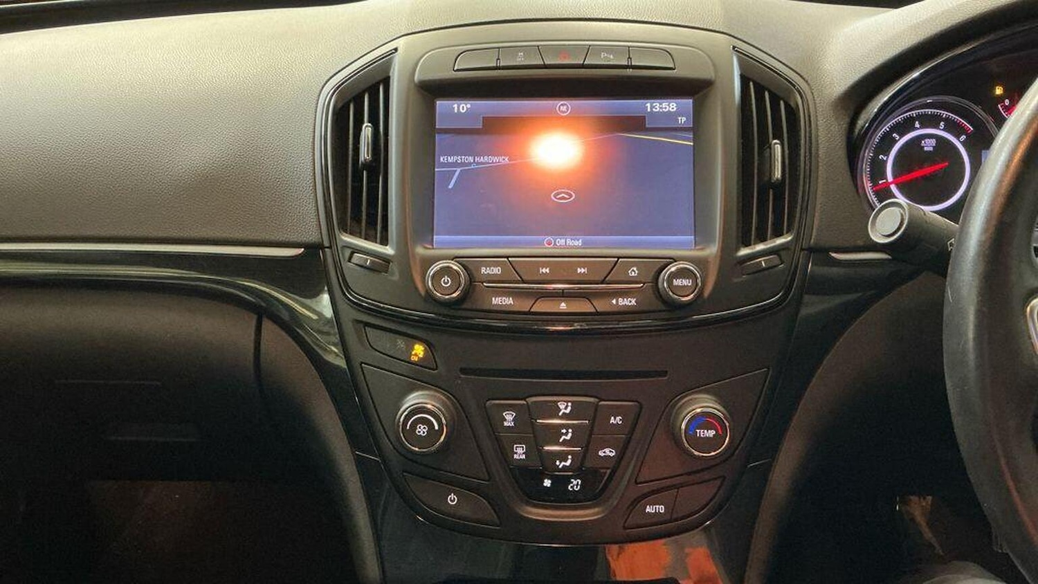 Used Vauxhall Insignia 2017 for sale - 78062226: Photo 16