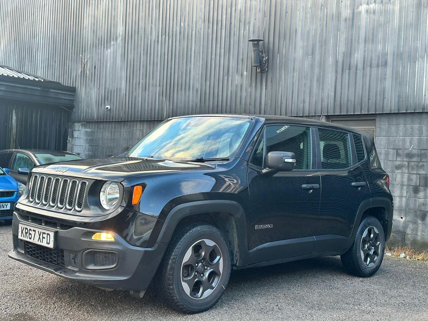 Used Jeep Renegade 2017 for sale - 77906483: Photo 3