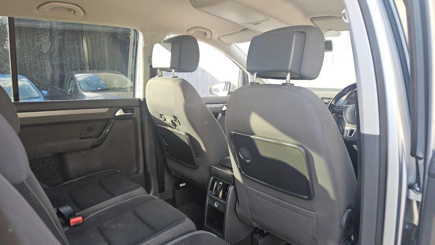 Used Volkswagen Touran 2012 for sale - 78149667: Photo 22