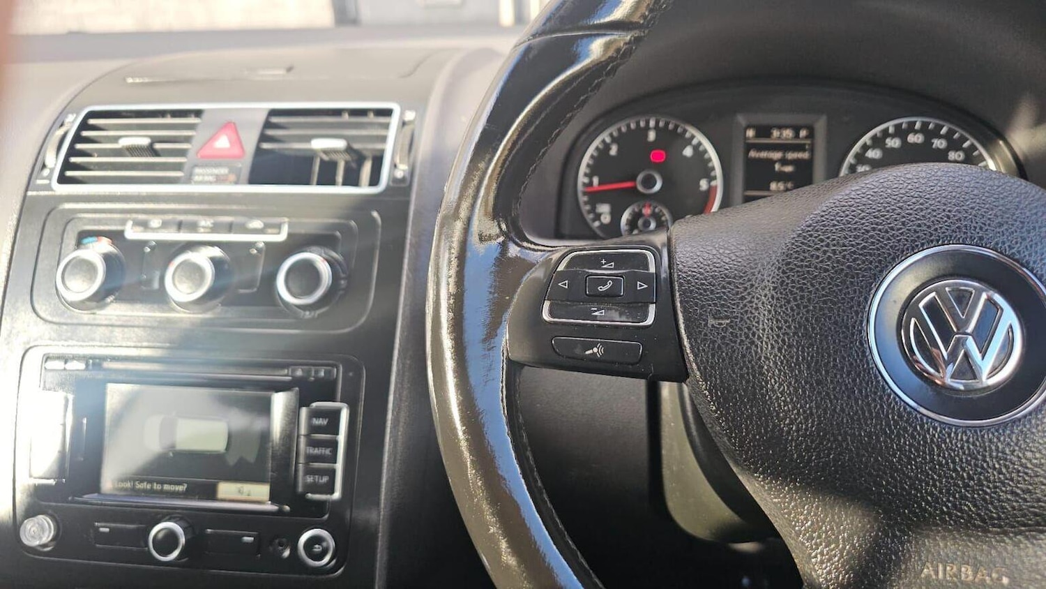 Used Volkswagen Touran 2012 for sale - 78149667: Photo 28