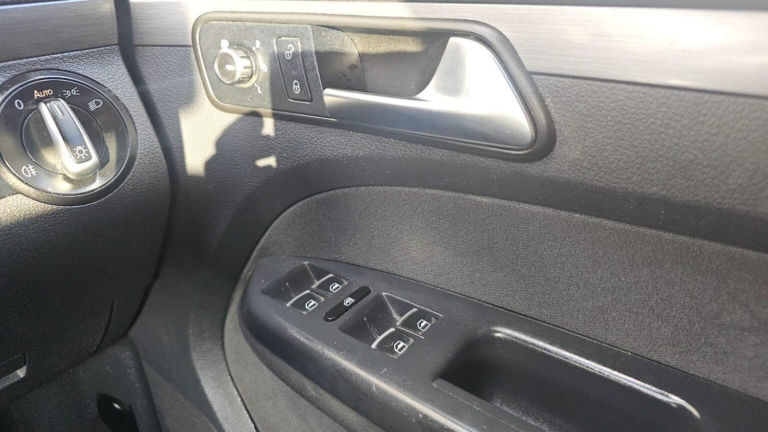 Used Volkswagen Touran 2012 for sale - 78149667: Photo 35