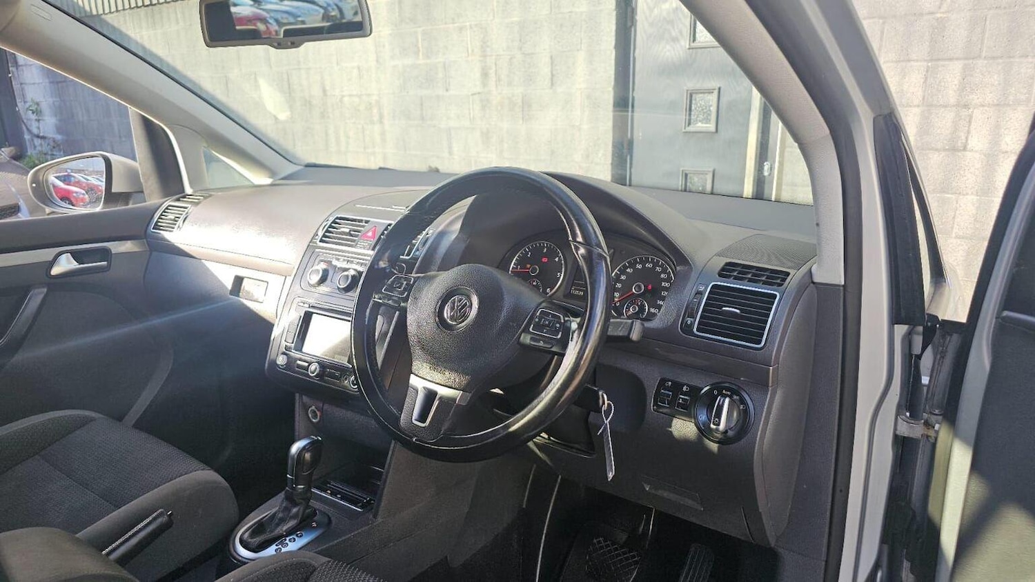 Used Volkswagen Touran 2012 for sale - 78149667: Photo 48