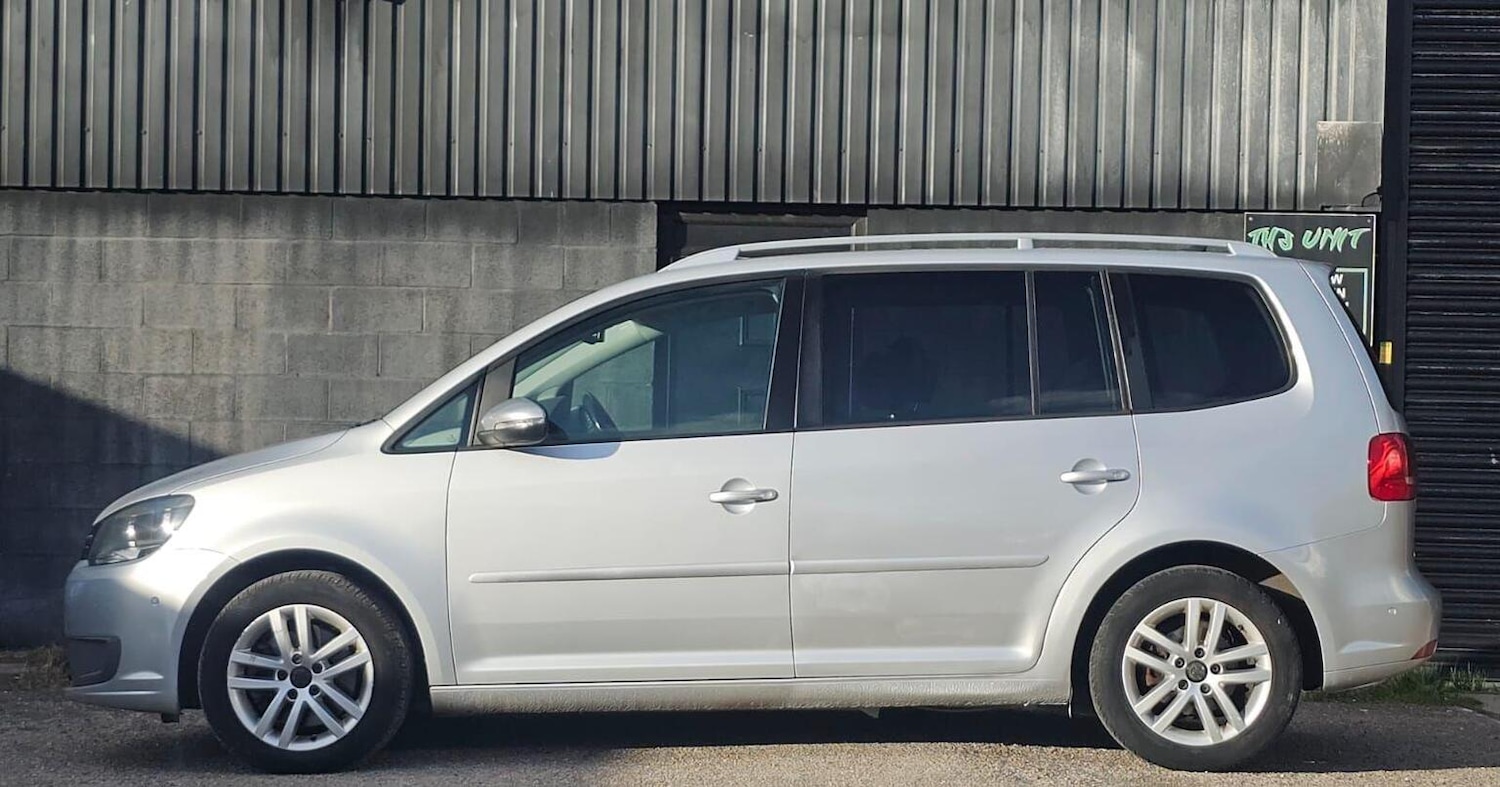 Used Volkswagen Touran 2012 for sale - 78149667: Photo 8