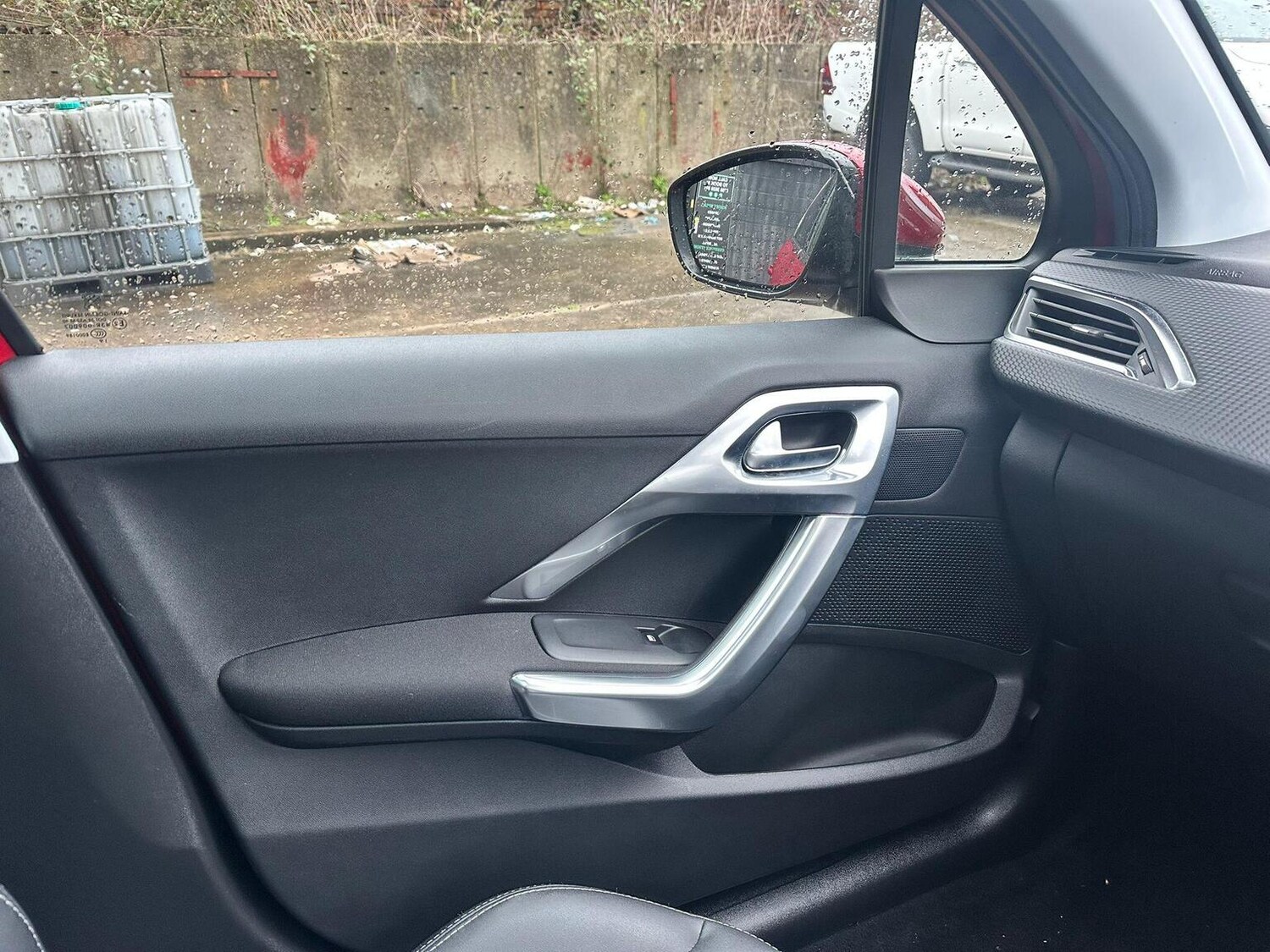 Used Peugeot 2008 2019 for sale - 77906402: Photo 25