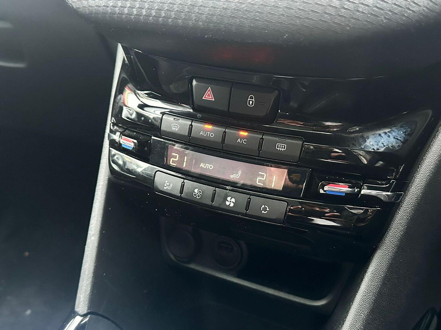 Used Peugeot 2008 2019 for sale - 77906402: Photo 45