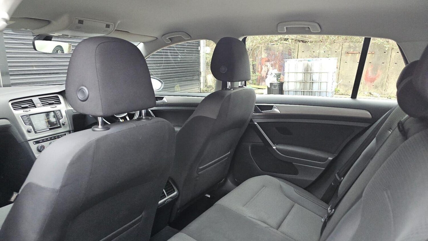 Used Volkswagen Golf 2016 for sale - 77906455: Photo 32