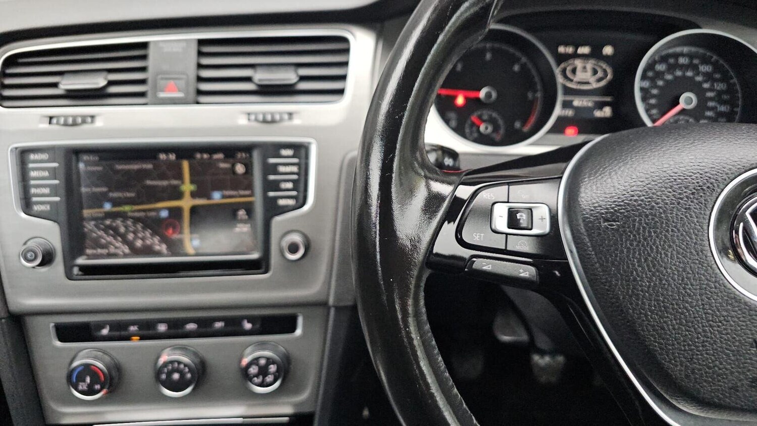 Used Volkswagen Golf 2016 for sale - 77906455: Photo 39