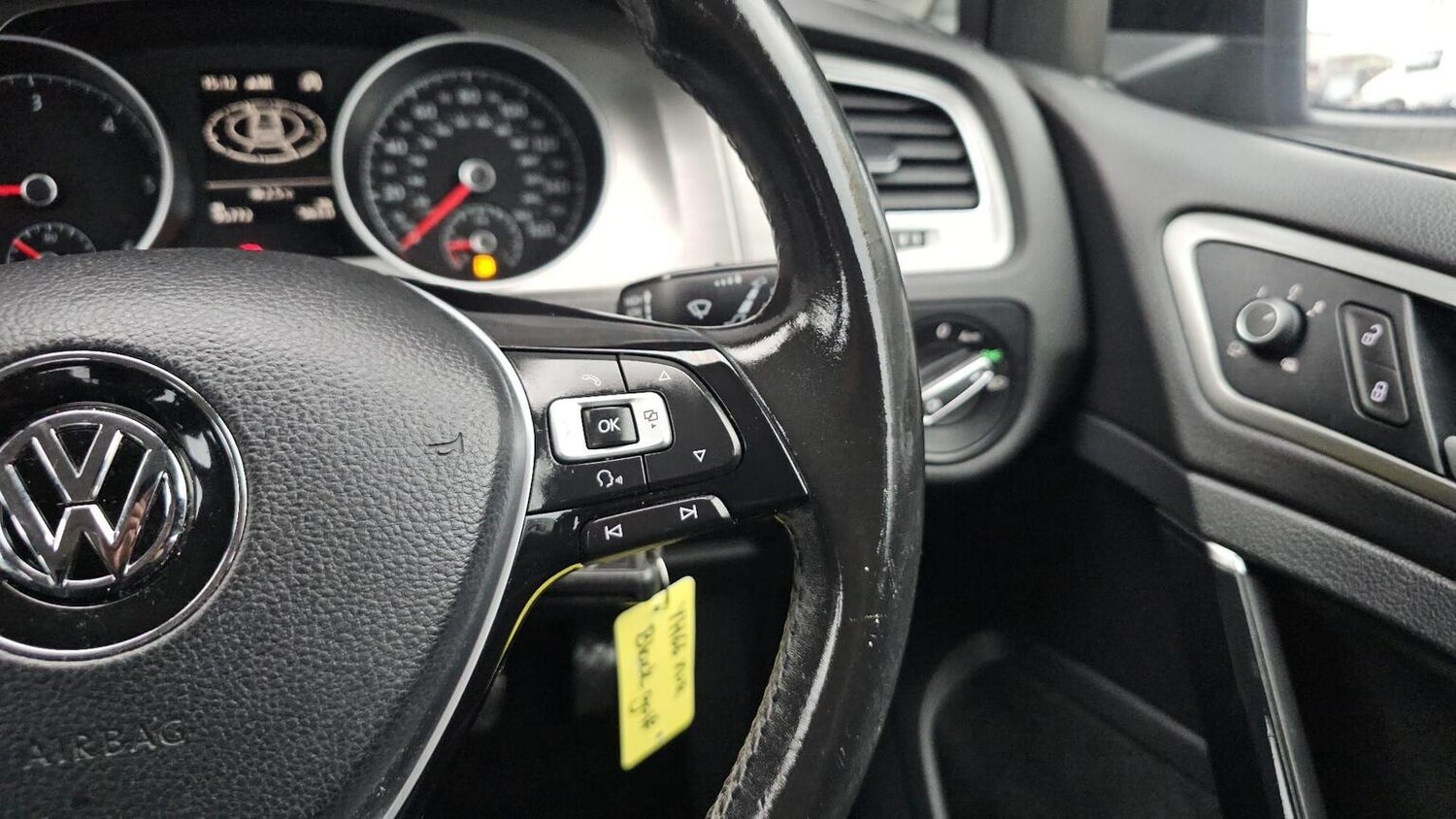 Used Volkswagen Golf 2016 for sale - 77906455: Photo 40