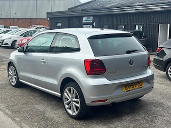 Used Volkswagen Polo 2015 for sale - 78815839: Photo