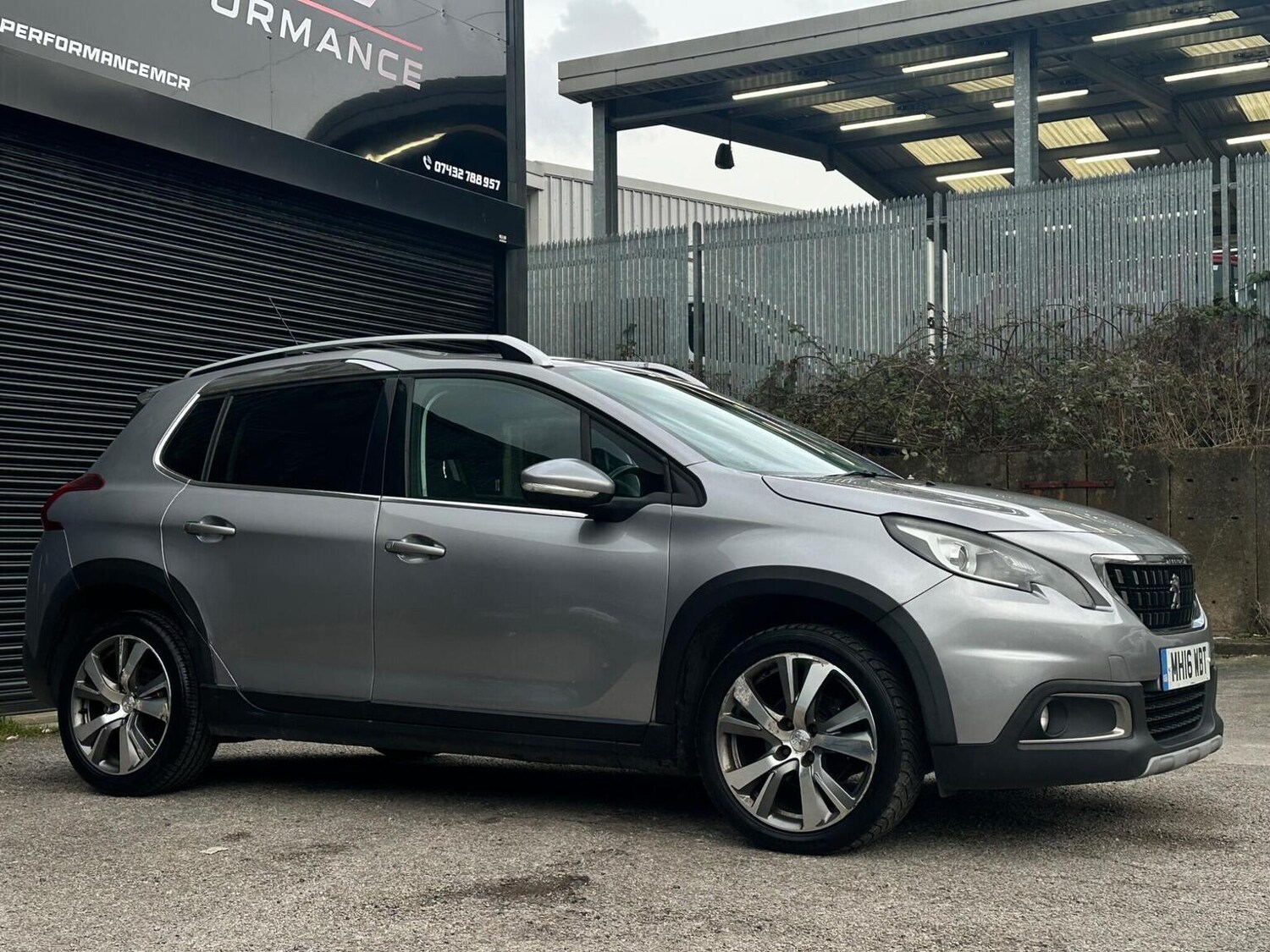 Used Peugeot 2008 2016 for sale - 77906460: Photo 10