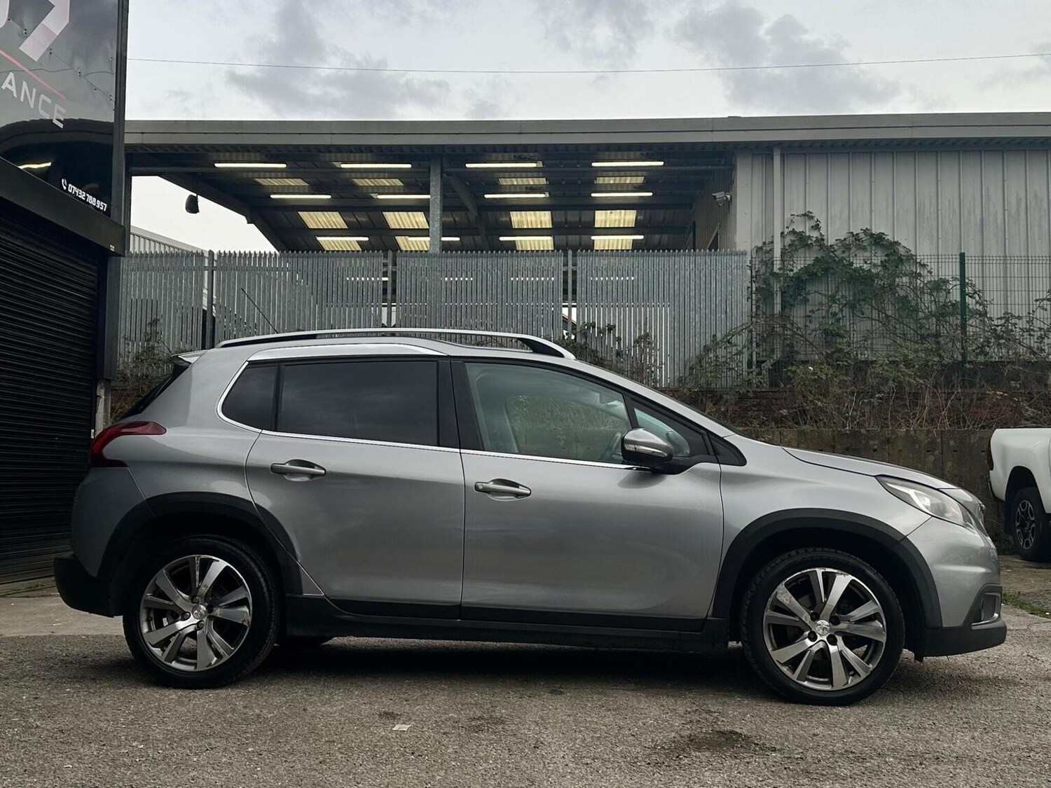 Used Peugeot 2008 2016 for sale - 77906460: Photo 11