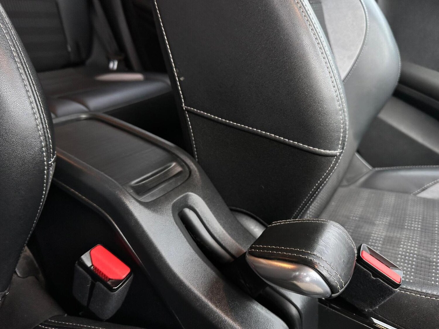 Used Peugeot 2008 2016 for sale - 77906460: Photo 15