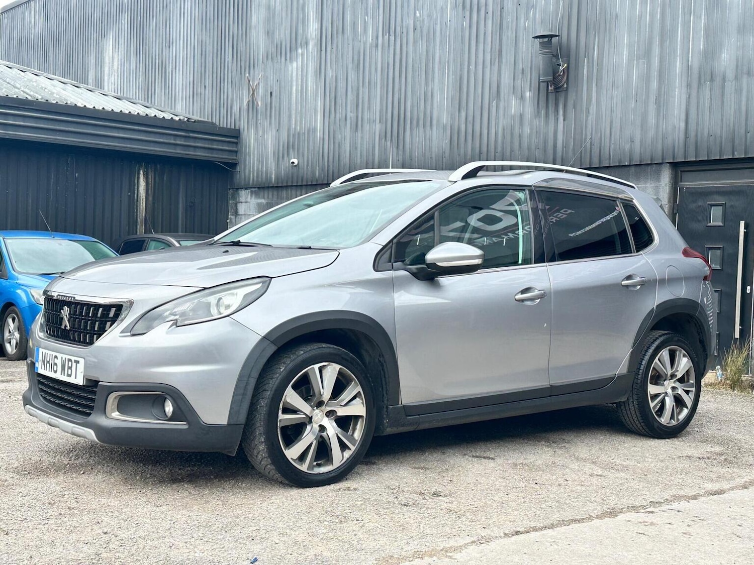 Used Peugeot 2008 2016 for sale - 77906460: Photo 2
