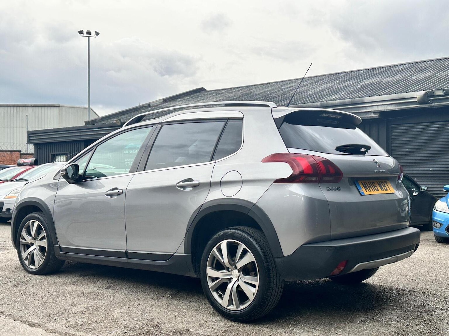 Used Peugeot 2008 2016 for sale - 77906460: Photo 3