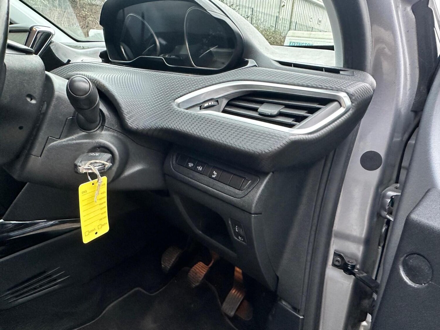 Used Peugeot 2008 2016 for sale - 77906460: Photo 52