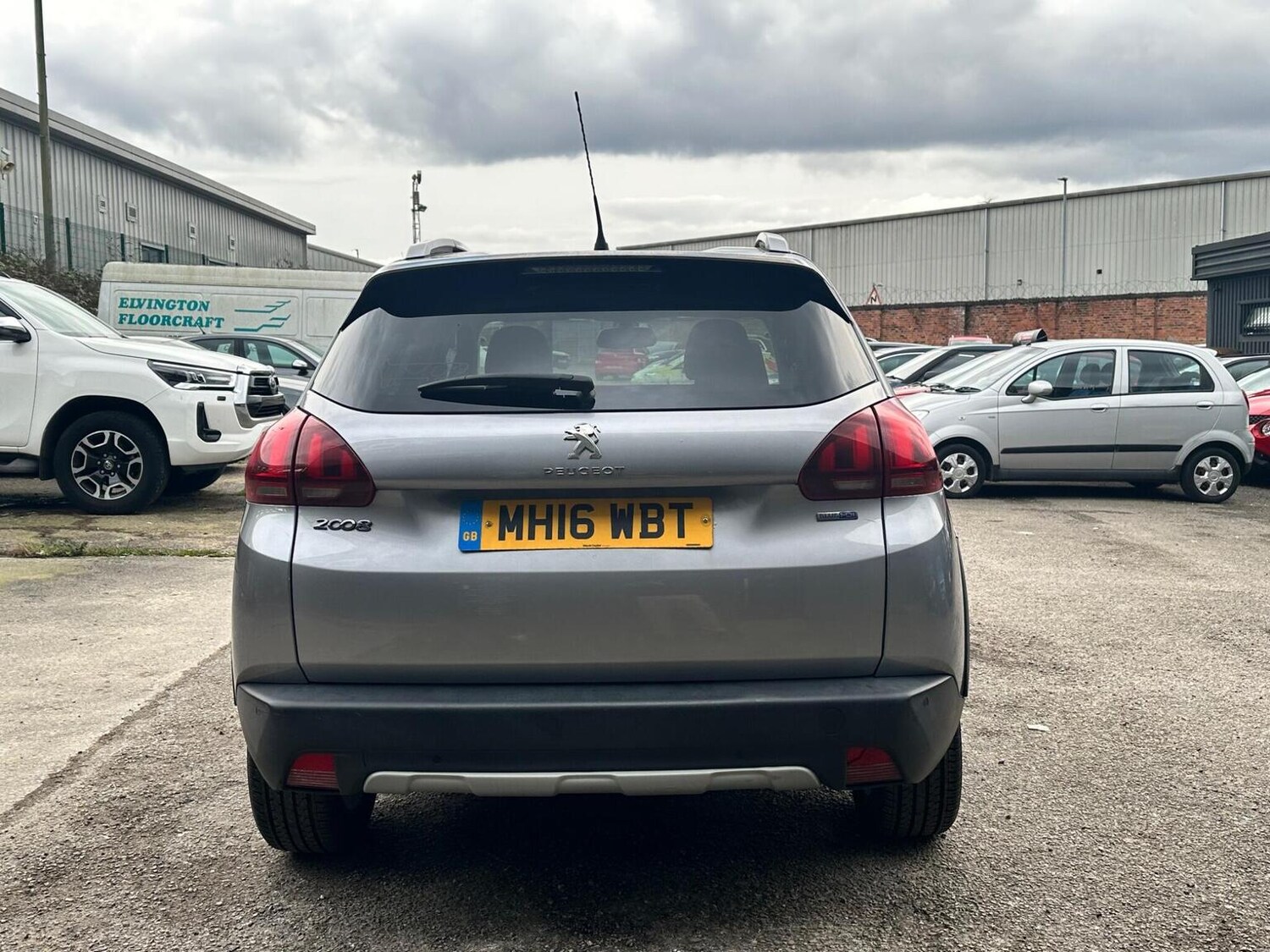 Used Peugeot 2008 2016 for sale - 77906460: Photo 9