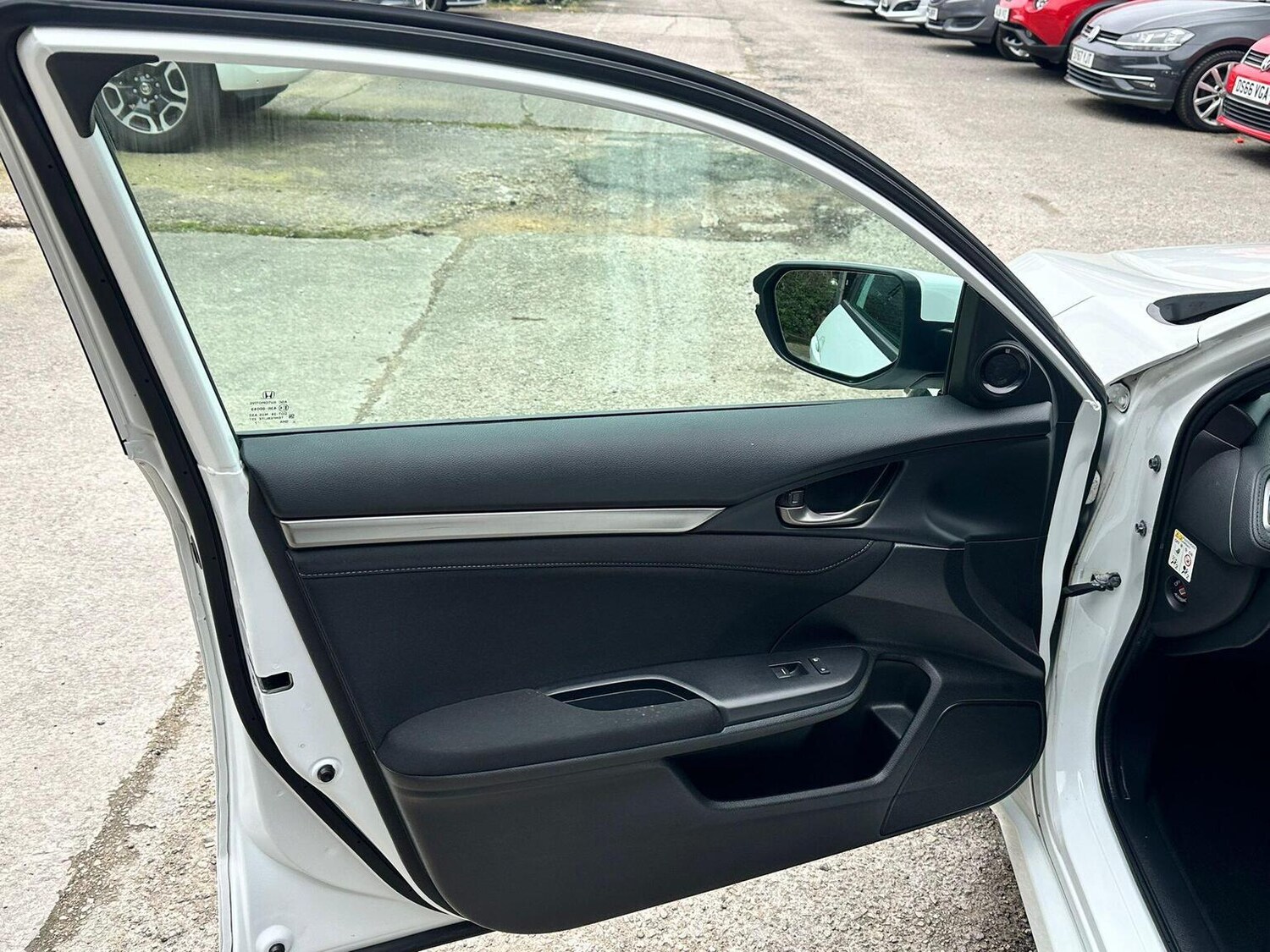 Used Honda Civic 2017 for sale - 77906450: Photo 24