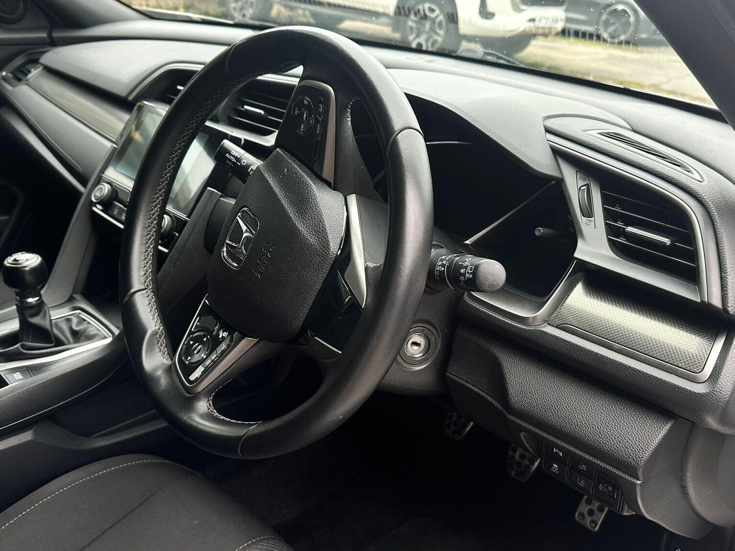 Used Honda Civic 2017 for sale - 77906450: Photo 47