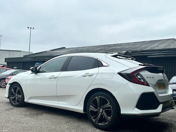 Used Honda Civic 2017 for sale - 77906450: Photo