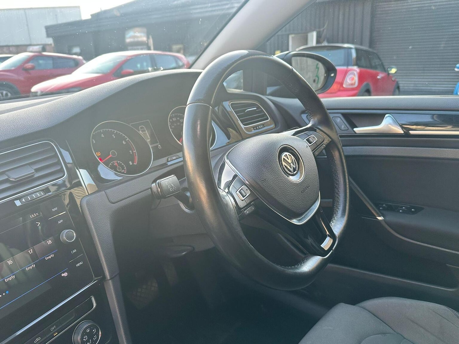 Used Volkswagen Golf 2017 for sale - 77906423: Photo 16