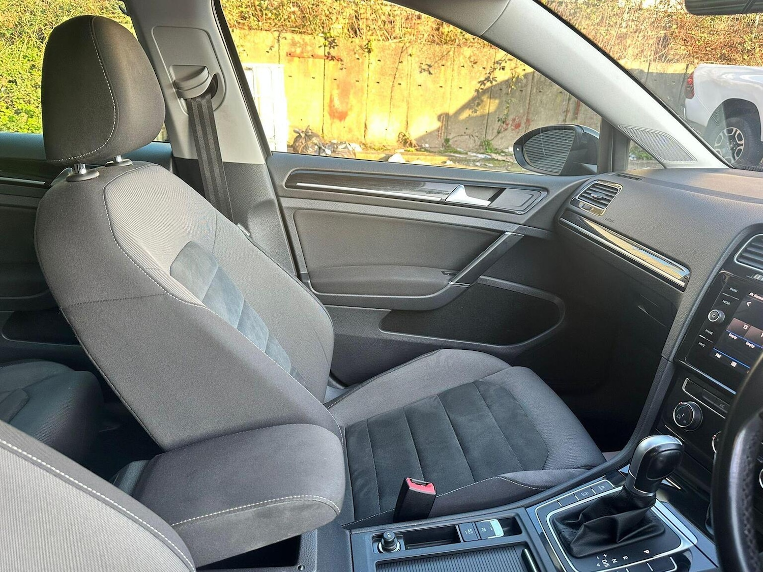 Used Volkswagen Golf 2017 for sale - 77906423: Photo 19