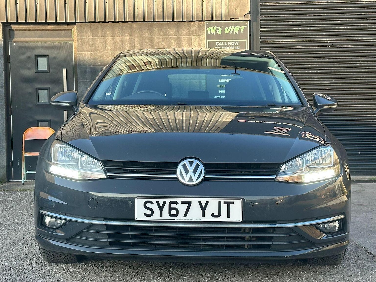 Used Volkswagen Golf 2017 for sale - 77906423: Photo 2