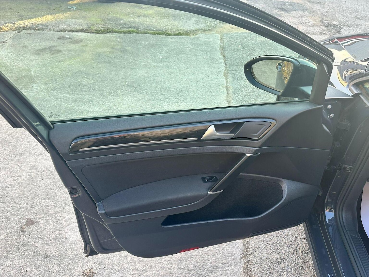 Used Volkswagen Golf 2017 for sale - 77906423: Photo 28