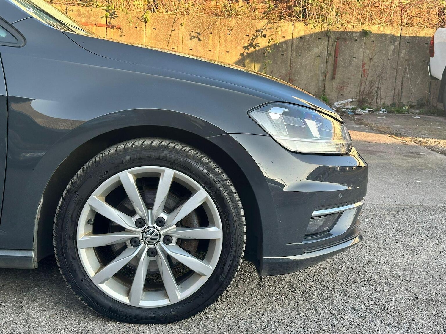 Used Volkswagen Golf 2017 for sale - 77906423: Photo 33