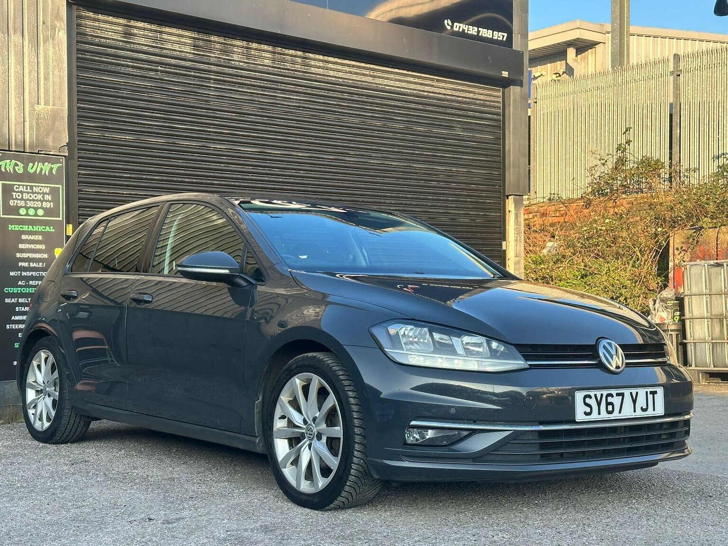 Used Volkswagen Golf 2017 for sale - 77906423: Photo 5