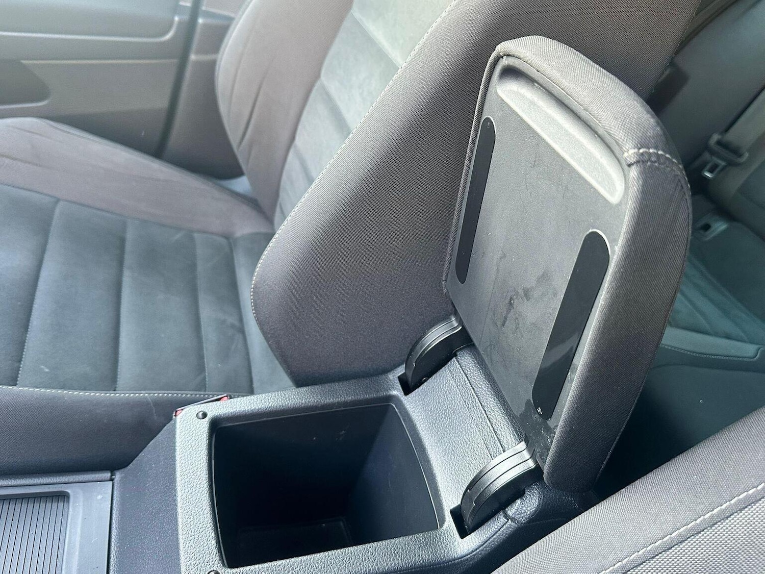 Used Volkswagen Golf 2017 for sale - 77906423: Photo 50