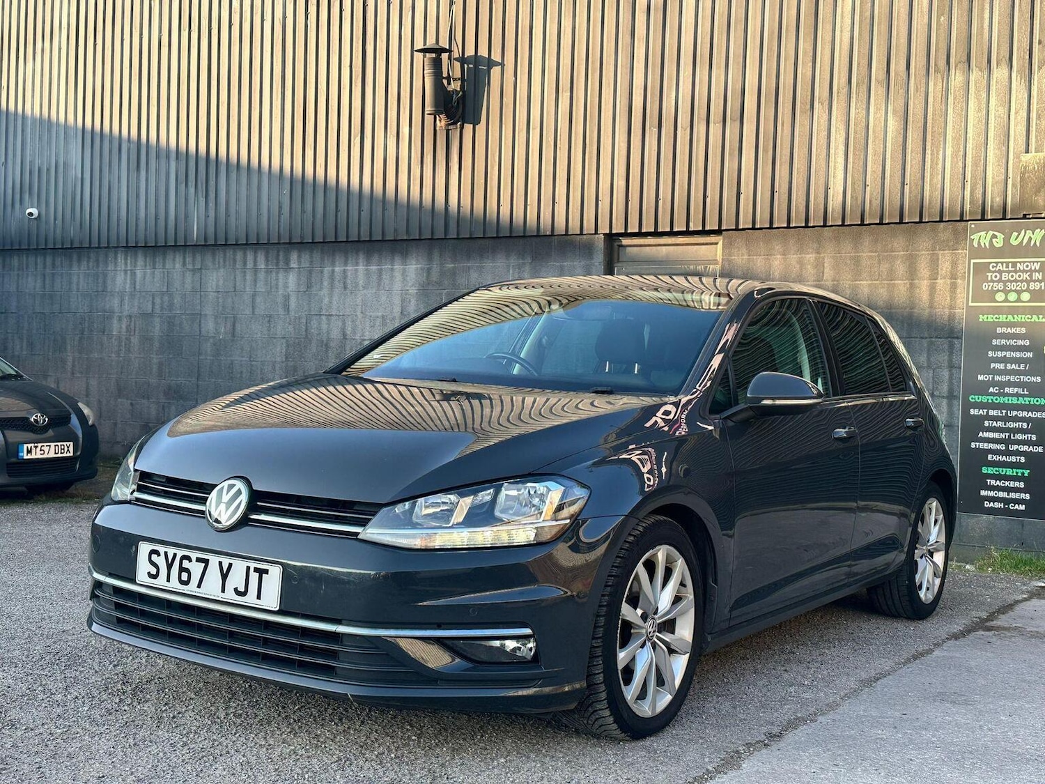 Used Volkswagen Golf 2017 for sale - 77906423: Photo 7