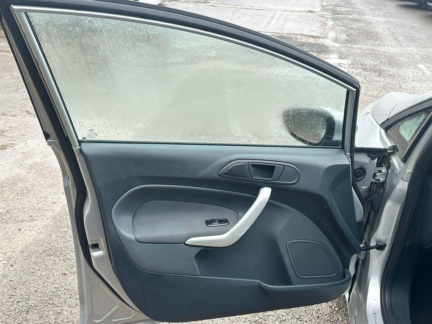 Used Ford Fiesta 2009 for sale - 77906693: Photo 25