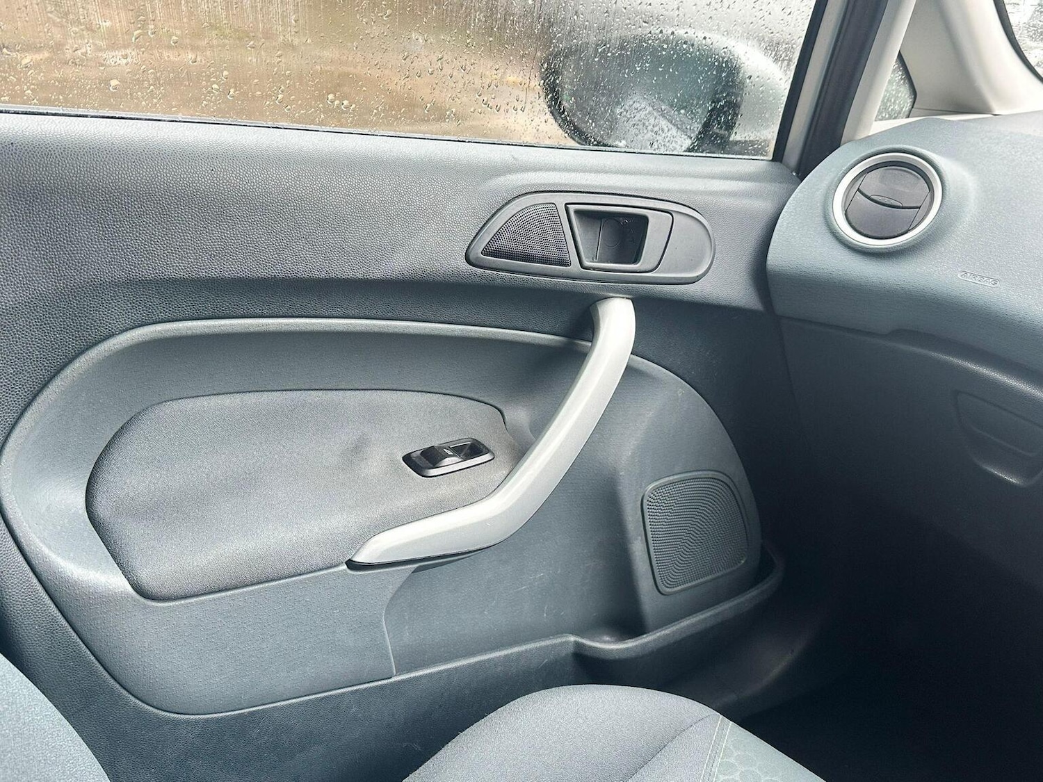 Used Ford Fiesta 2009 for sale - 77906693: Photo 43