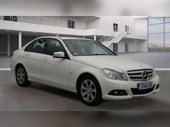 Used Mercedes-Benz C Class 2011 for sale - 77906500: Photo