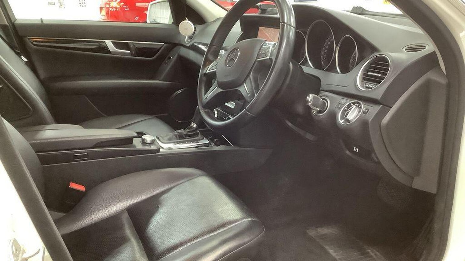 Used Mercedes-Benz C Class 2011 for sale - 77906500: Photo 7