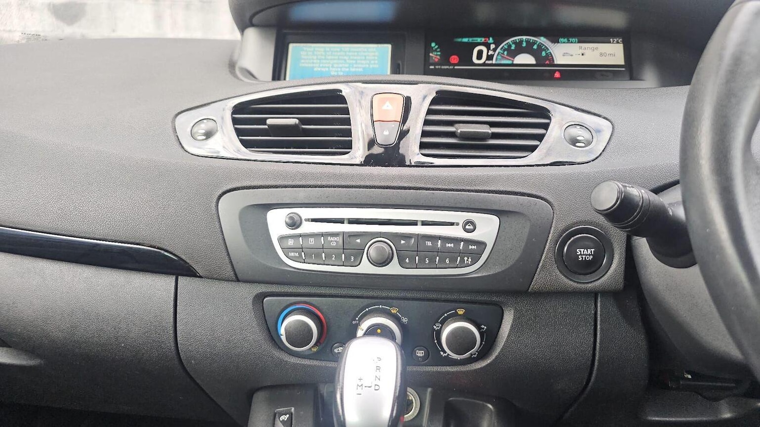 Used Renault Grand Scenic 2011 for sale - 78134964: Photo 19