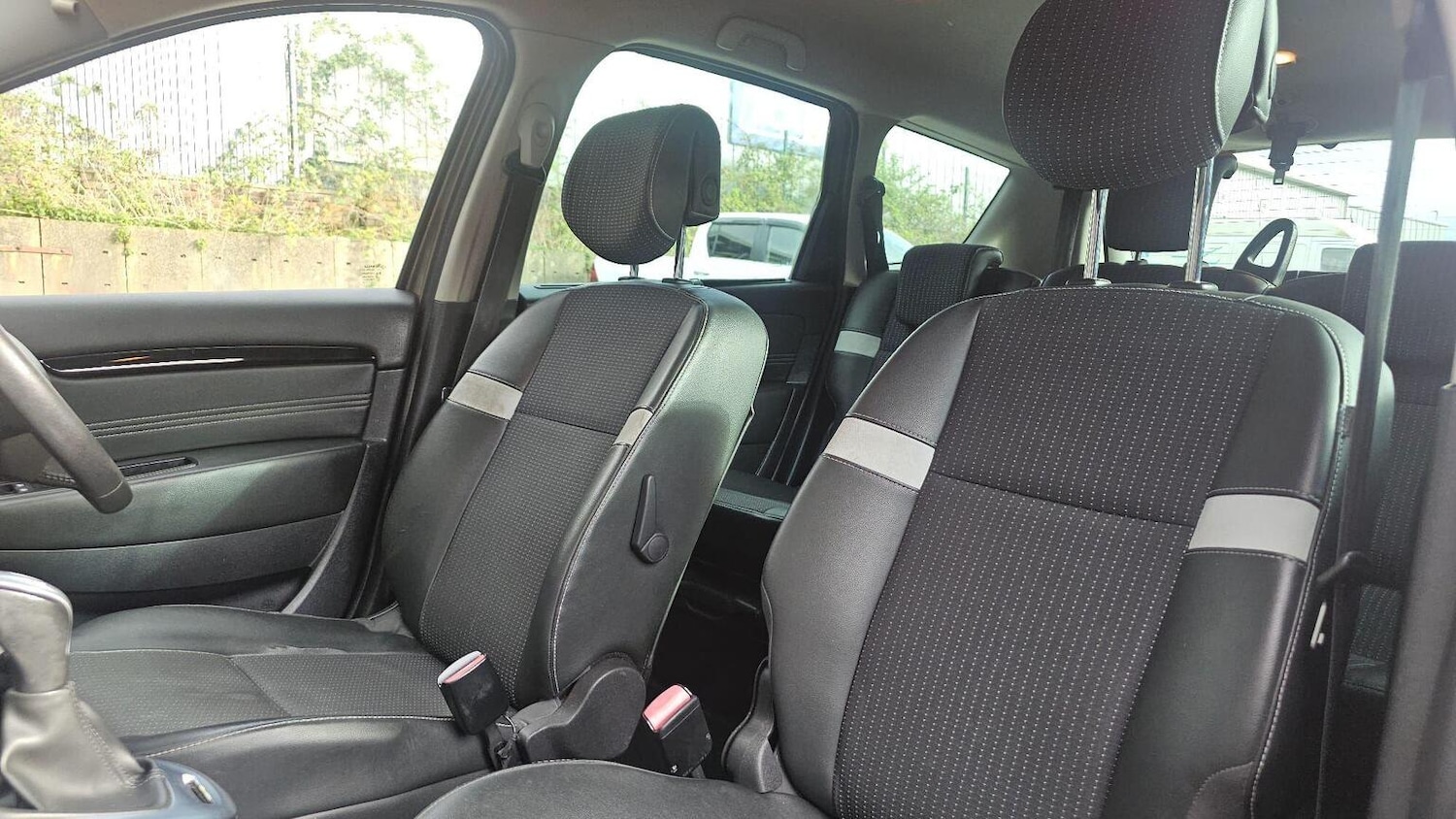 Used Renault Grand Scenic 2011 for sale - 78134964: Photo 27