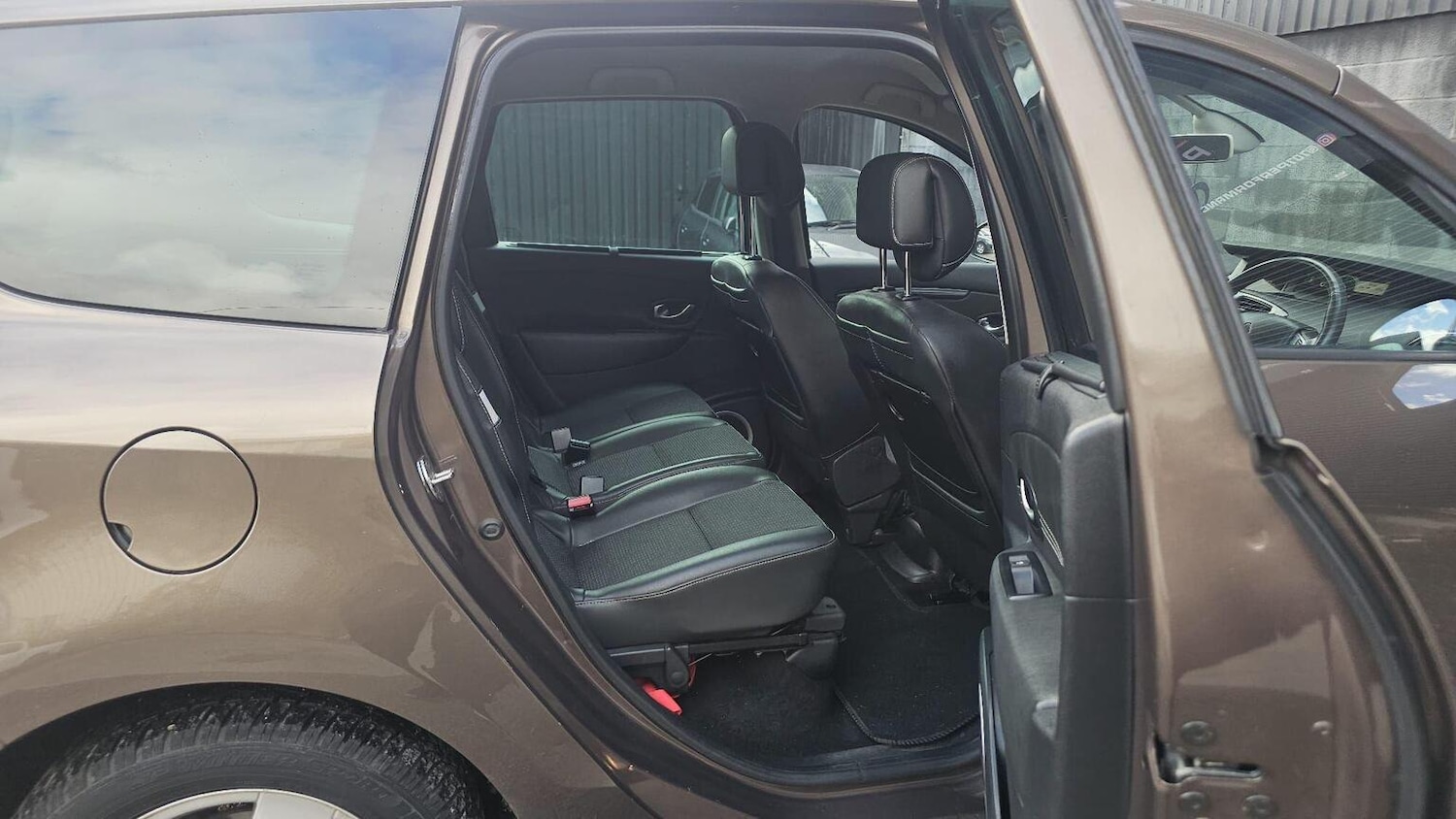 Used Renault Grand Scenic 2011 for sale - 78134964: Photo 28